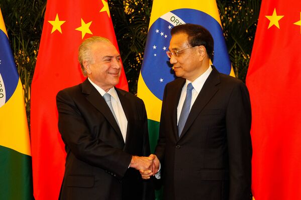 Com o primeiro-ministro chinês, Li Keqiang. - Sputnik Brasil