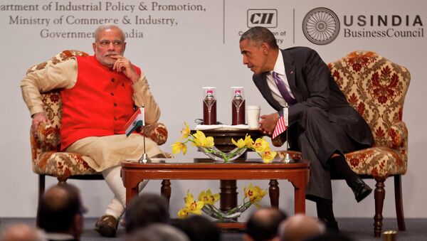 O Presidente Barack Obama, dos EUA, conversa com o primeiro ministro indiano Narendra Modi - Sputnik Brasil