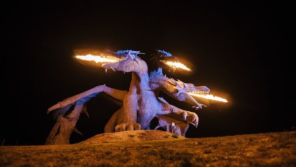 Statue dragon Zmey Gorynych - Sputnik Brasil