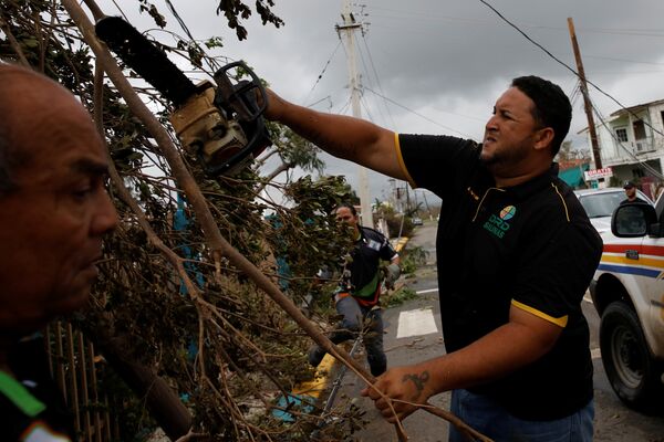 Autoridades de Porto Rico afirmam que partes do país estão sem energia elétrica e que normalização pode demorar meses. - Sputnik Brasil