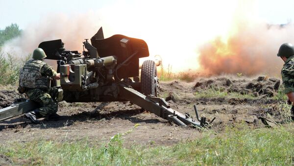 Canhão antitanque MT-12 Rapira das Forças Armadas da Ucrânia - Sputnik Brasil