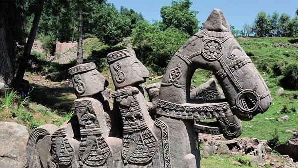Figuras de pedra da época da Alta Idade Média descobertas nos Himalaias - Sputnik Brasil