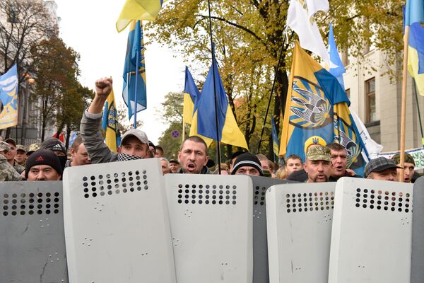 Protestos em Kiev, Ucrânia - Sputnik Brasil