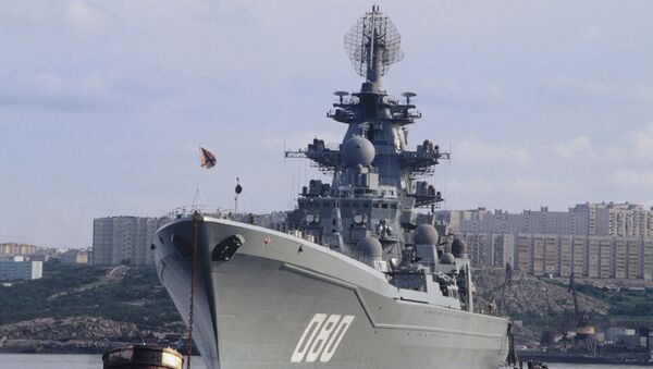 Cruzador nuclear pesado russo Admiral Nakhimov estacionado na Frota do Norte da Rússia (foto de arquivo) - Sputnik Brasil