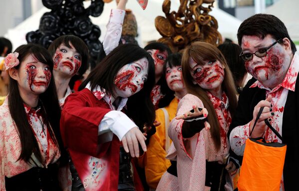 Nas próximas três fotos: o Halloween no Japão. - Sputnik Brasil