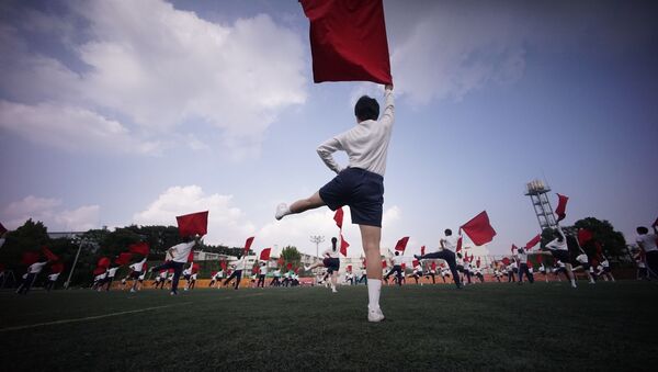 Crianças descendentes de coreanos deslocados para o Japão participam de eventos festivos em uma das escolas de Tóquio - Sputnik Brasil