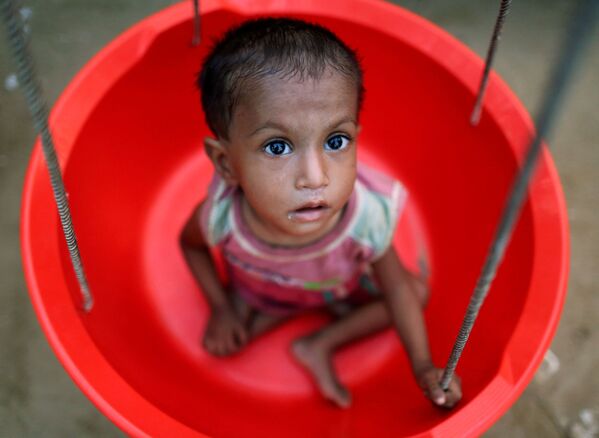 Refugiada-rohingya em Bangladesh - Sputnik Brasil