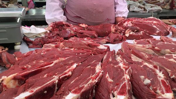 Carne da produção regional no mercado central de Rostov-no-Don (foto de arquivo) - Sputnik Brasil