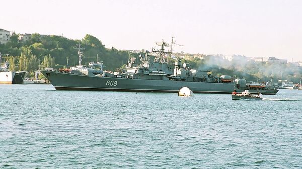 Navio patrulheiro da Frota do Mar Negro Pytlivy - Sputnik Brasil