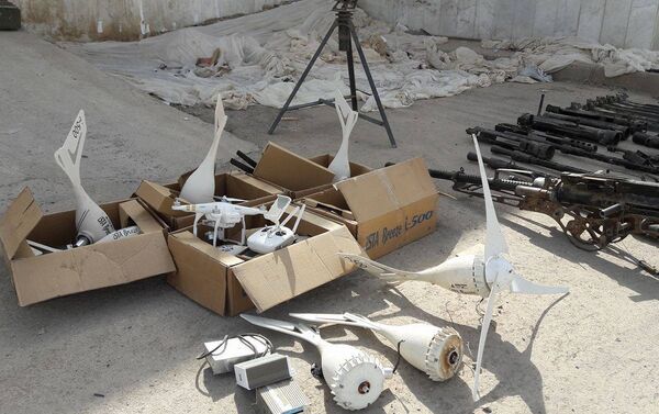 Armazéns de armas de terroristas encontrados em Deir ez-Zor - Sputnik Brasil