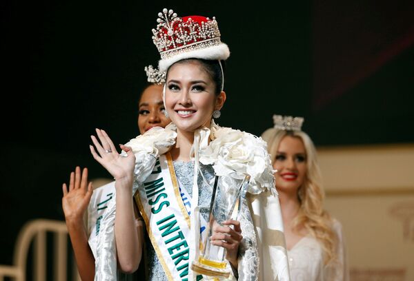 Vencedora do concurso Miss Miss International, Kevin Lilliana da Indonésia - Sputnik Brasil