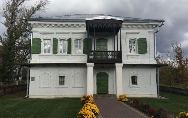 Uma das casas fortificadas dos cossacos na stanitsa Starocherkasskaya - Sputnik Brasil