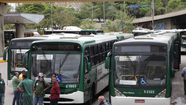 Motoristas de ônibus anunciam paralisação em São Paulo - Sputnik Brasil