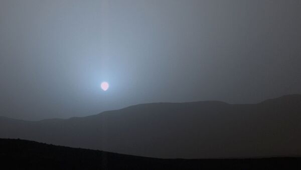 Pôr do sol em Marte. - Sputnik Brasil