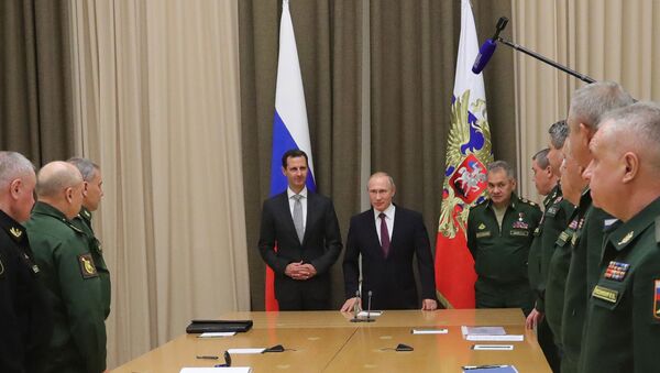 Vladimir Putin meets with Syrian President Bashar Al-Assad - Sputnik Brasil