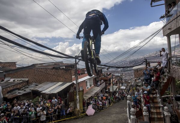 Corrida Urban Bike em Midellin, Colômbia - Sputnik Brasil
